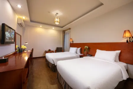 Sen Luxury Hotel - Managed by Sen Hotel Group Отели рядом с достопримечательностью «Hanoi University of Science and Technology»