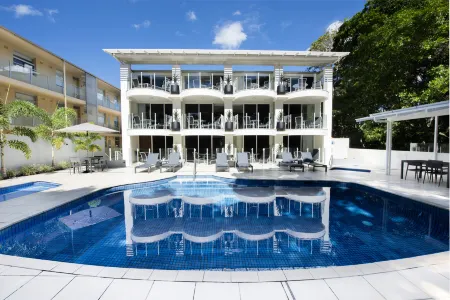 SandCastles Noosa Отели рядом с достопримечательностью «Hastings Street»