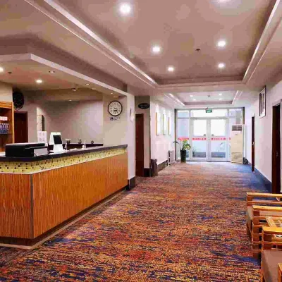 Huilan Hotel (Yantai Railway Station Dayuecheng) Hotels near Yantai Railway Station
