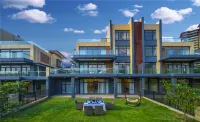 Qingshu Holiday Villa Hotel (Yangjiang Poly Yintan Store) Отели в г. Янцзян