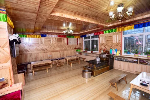 平武古寨阿美家藏家樂