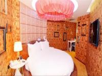 渭南现代主题酒店 - 精致一室圆床房(无窗)