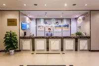 Pebble Motel (Guilin Railway Station)