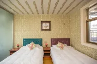 Yangzhou Zizhuhai Inn