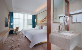 Vienna Hotel (Zhaoqing East Railway Station Dinghushan Scenic Area)