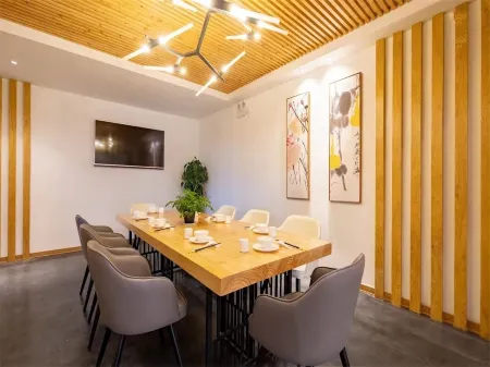 Zhangjiajie Wulingyuan Bamboo Holiday Homestay Отели рядом с достопримечательностью «China-South Korea Friendship Pavilion»