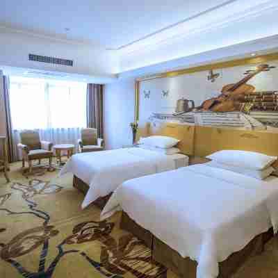 維也納國際酒店（桂平西山景區店） Rooms