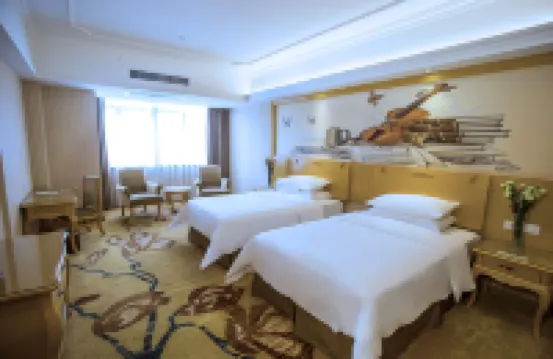 Vienna International Hotel (Guiping Xishan Scenic Spot )