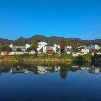Longshan Villa Resort Hotels near Cheng Kan