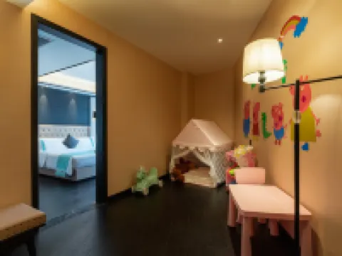 希岸酒店（潮州古城牌坊街店）