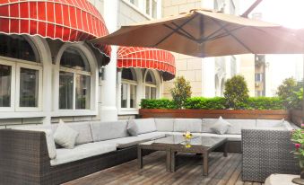 Grand Palace Hotel(Near Guangzhou East Railway Station)