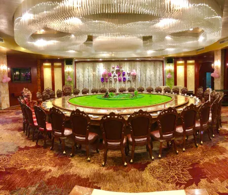 Dongsheng Hongfu Hotel Отели рядом с достопримечательностью «Changji University»