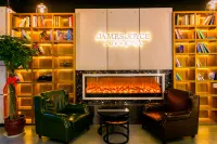 James Joyce Coffetel (Xianyang Century West Road Angu Subway Station)