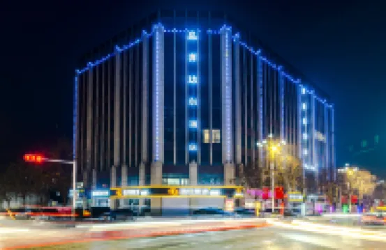 Cedar Boutique Hotel