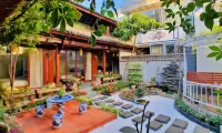 Zhuolu Guesthouse - 2-Star