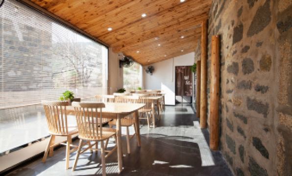 Qichi Three Sisters Inn