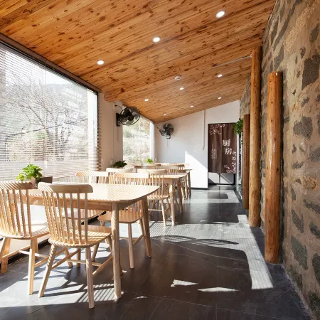 Qichi Three Sisters Inn