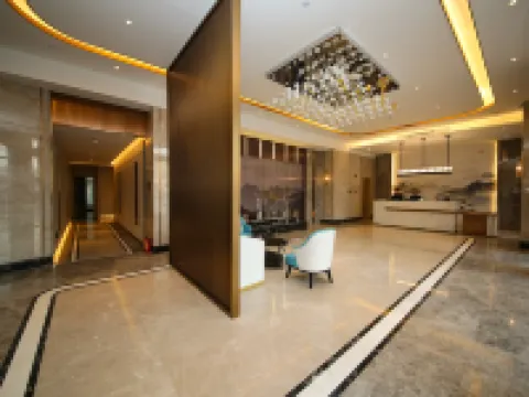 Wuhua Water Moon Skylight Luxury Boutique Hotel Hotel di Wuhua