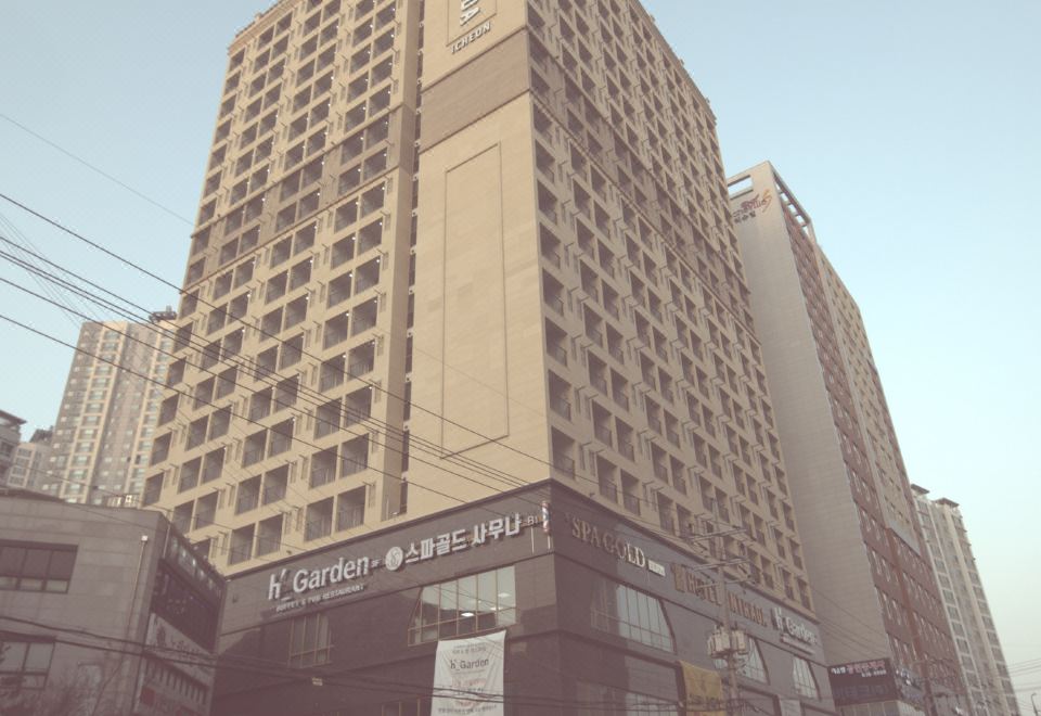 3. 호텔 인트라다 ..