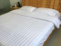 泗水圣城宾馆 - 标准大床房