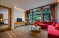 Libo Xiaoqikong Kew Green Hotel