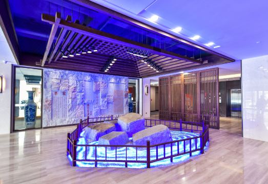 홈인 플러스 타이안 훙먼 로드 다이먀오