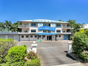 Cairns Reef Apartments & Motel