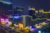 Campanile Hotel (Dongying Financial Harbor Wanda Plaza) - Romantic