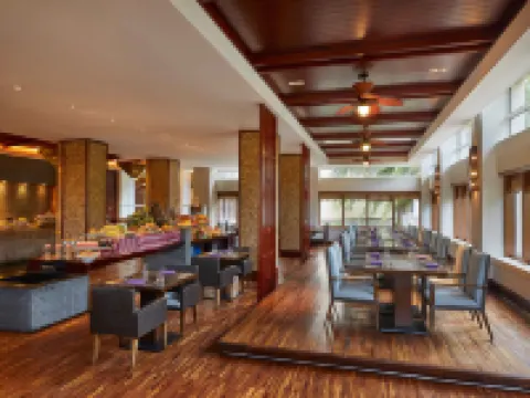 Four Points By Sheraton Shenzhou Peninsula Hotels in Wanning