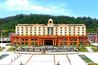 Longjin International Hotel Hotels in Tsingliu