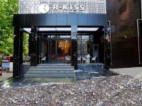 R-Kiss时尚酒店(烟台万达广场店)