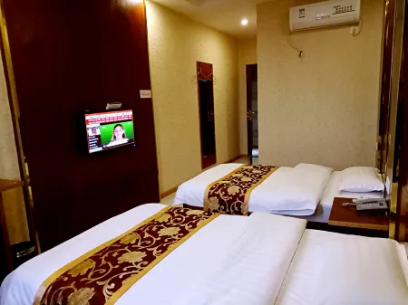 Tianyou Holiday Hotel (Wuyuan High Speed Railway Station)