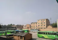 Famen Temple Hotel - parking
