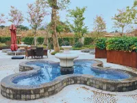 Phoenix City Hot Spring Resort - Hot Tub
