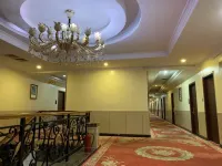 Fuhao Business Apartment (Zhongshan Henglan Huamao Commercial Street)