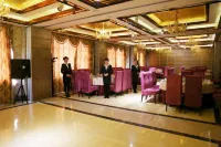 Wuhu Holiday Hotel Hotels in Linze