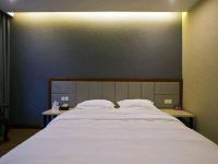 重庆凯亚酒店 - 唯美大床房
