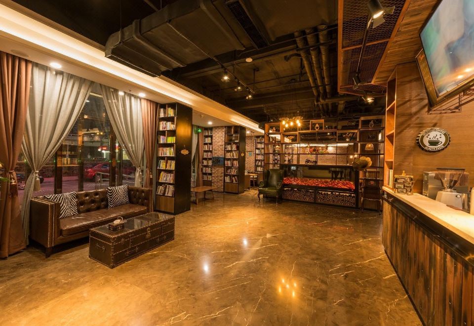 제임스 조이스 커피텔