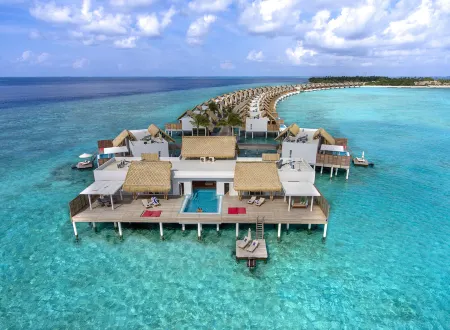 Emerald Maldives Resort & Spa-Deluxe All Inclusive Отели в г. Fasmendhoo