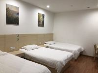 99优选酒店(合肥大学城翡翠湖店) - 三人间