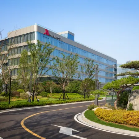 Xuzhou Marriott Hotel Lakeview
