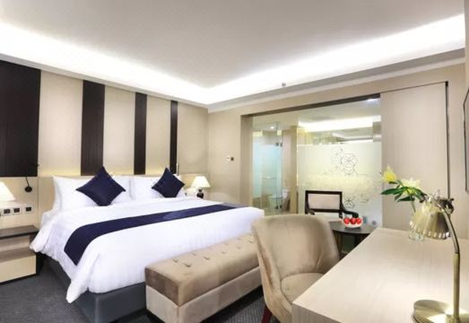 아스톤 카르티카 그로골 호텔