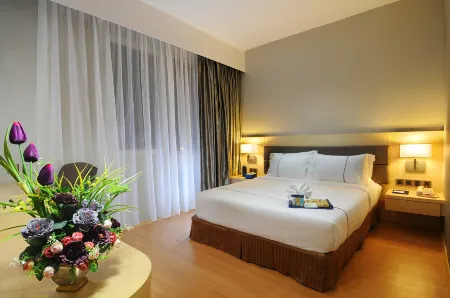 新山格拉納達飯店