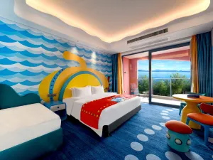 Fuxian Lake Dolphin Bay Hotel (Cambrian Town Flagship Store)
