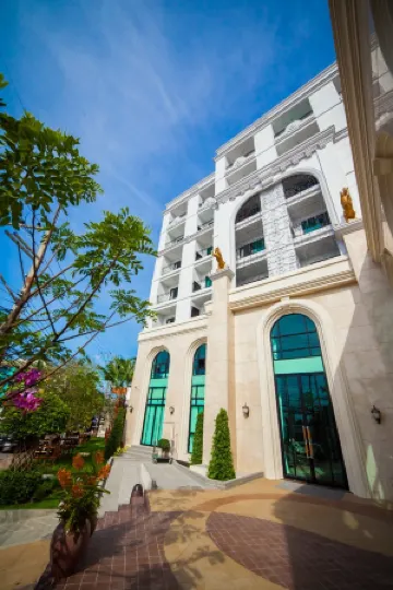 SN Plus Hotel Отели рядом со станцией Железнодорожная станция Паттая