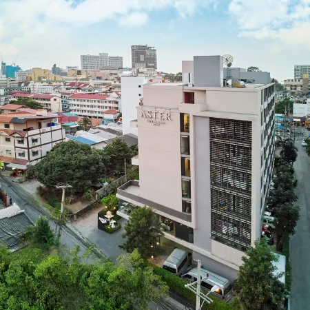 Aster Hotel and Residence Отели рядом с достопримечательностью «Торговый центр Harbor Pattaya»