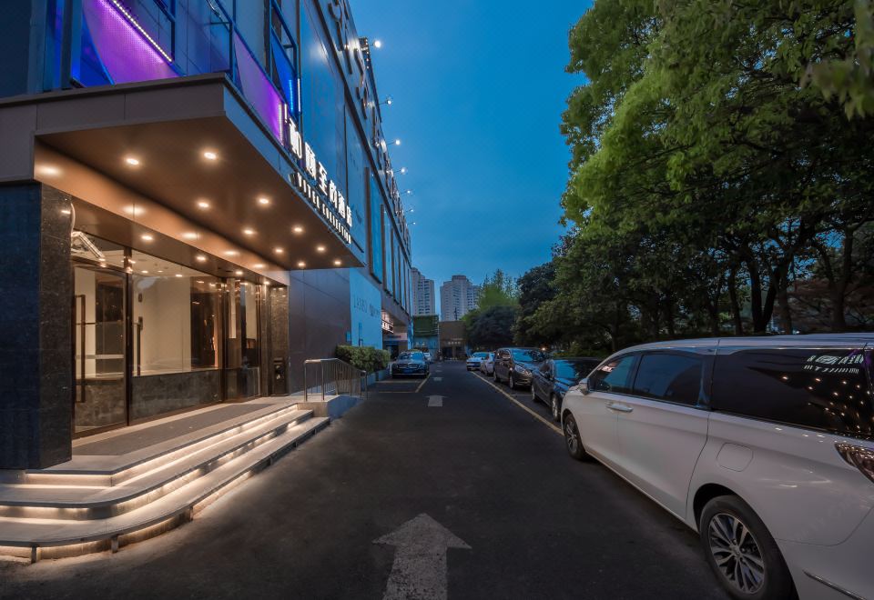 이텔 즈상 호텔