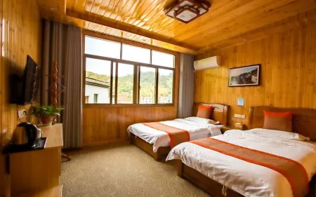 Huangzhangju Hostel Отели рядом с достопримечательностью «Wuyuan Huangling Scenic Area - Viewing Point»