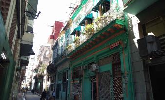 Casa Jorge Y Mercedes Habana