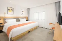 Youmi Hotel • Good Youth (Sports Center)